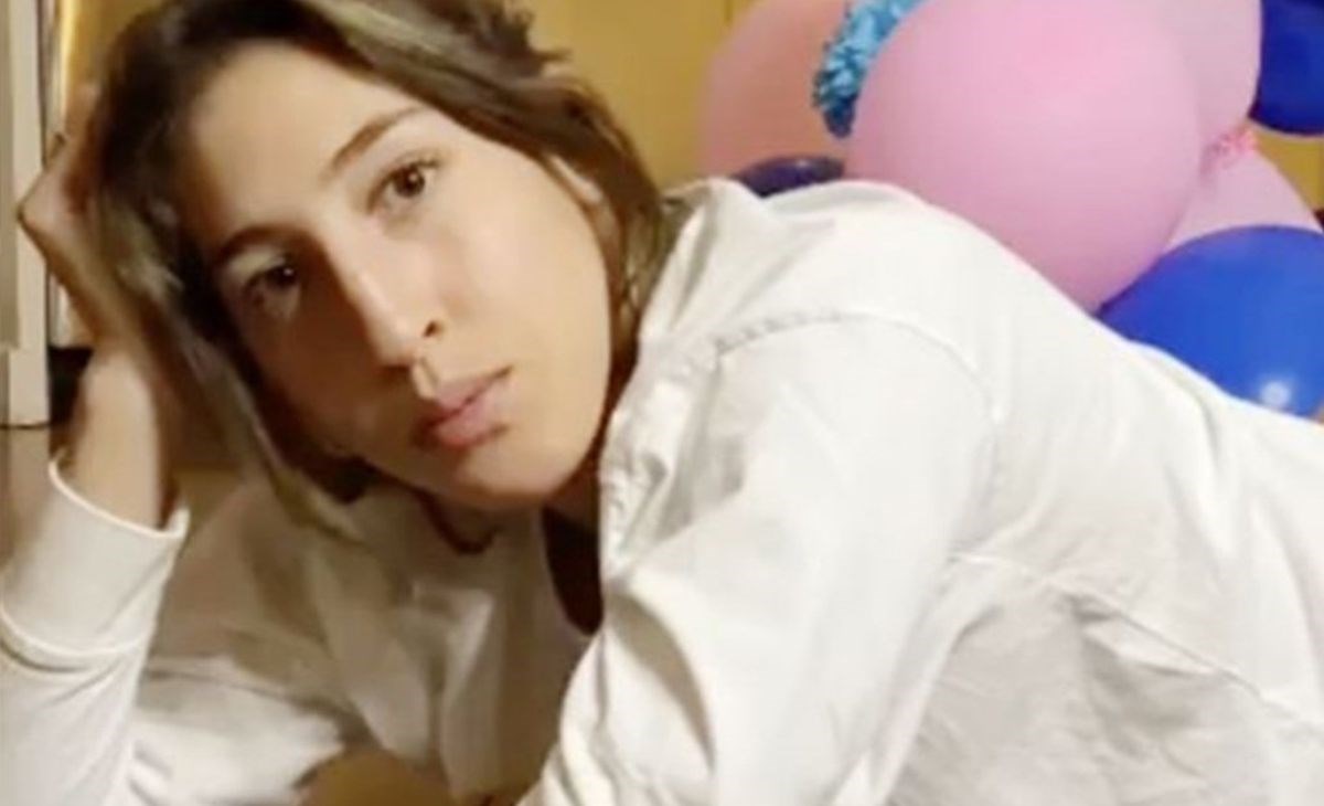 Golom stražnjicom "otkrila" spol djeteta i zgrozila pratitelje: "Odvratno"