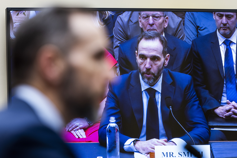 Otpušteno 10 agenata FBI-a koji su istraživali Donalda Trumpa