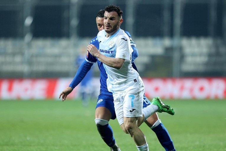 Ušao je s klupe za Rijeku i dobio crveni nakon 15 minuta