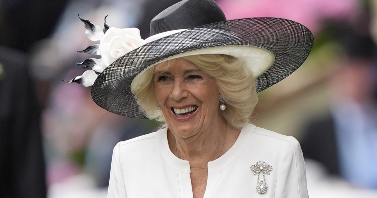 Kraljica Camilla pojavila se na važnom događaju s torbicom nazvanom po princezi Diani