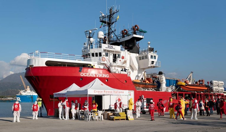 Medicinski brod spasio 29 migranata: "Pomorske vlasti nisu htjele pomoći"