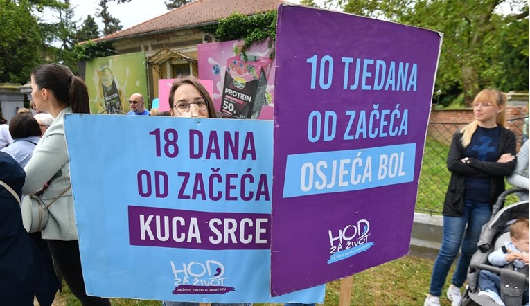 Održan Hod za život u Varaždinu, ali i kontraskup. "Tjelesna autonomija je pravo"