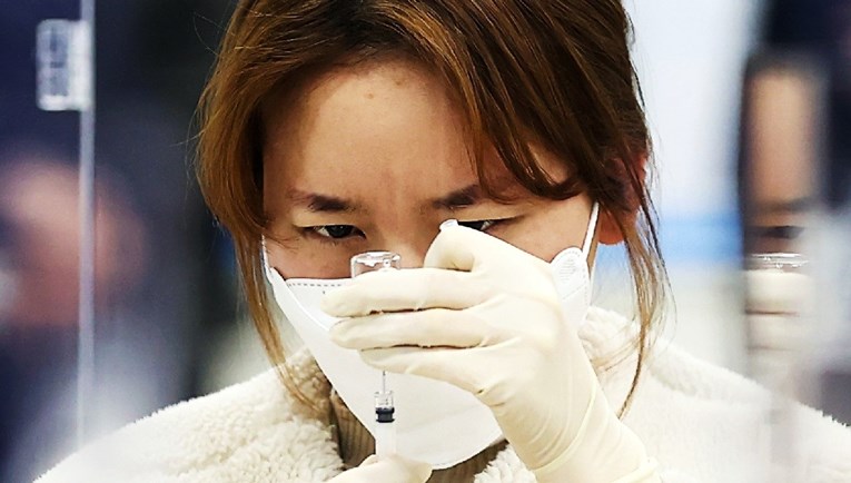 Dnevni broj zaraženih u Japanu prvi put prešao 10 tisuća