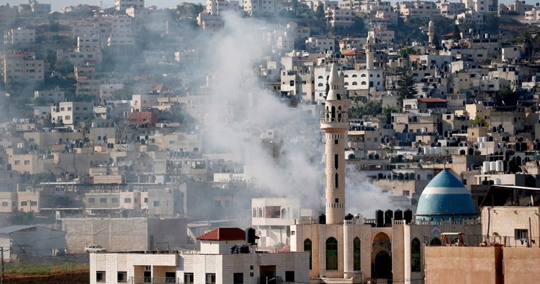 Izrael: Ubili smo teroriste u zračnom napadu na džamiju na Zapadnoj obali