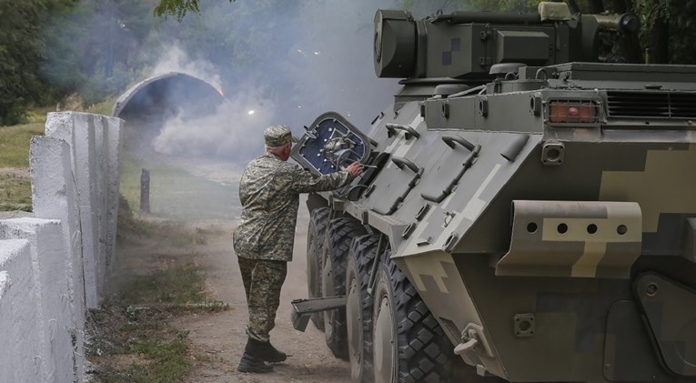 Danska i Španjolska šalju pomoć Ukrajini, stižu oružje i tone vojnog materijala