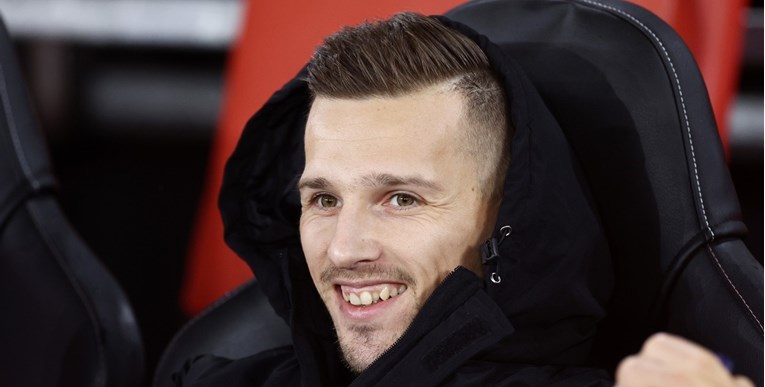 Oršić opet nije bio ni na klupi, ali je dobio ponudu za odlazak iz Southamptona