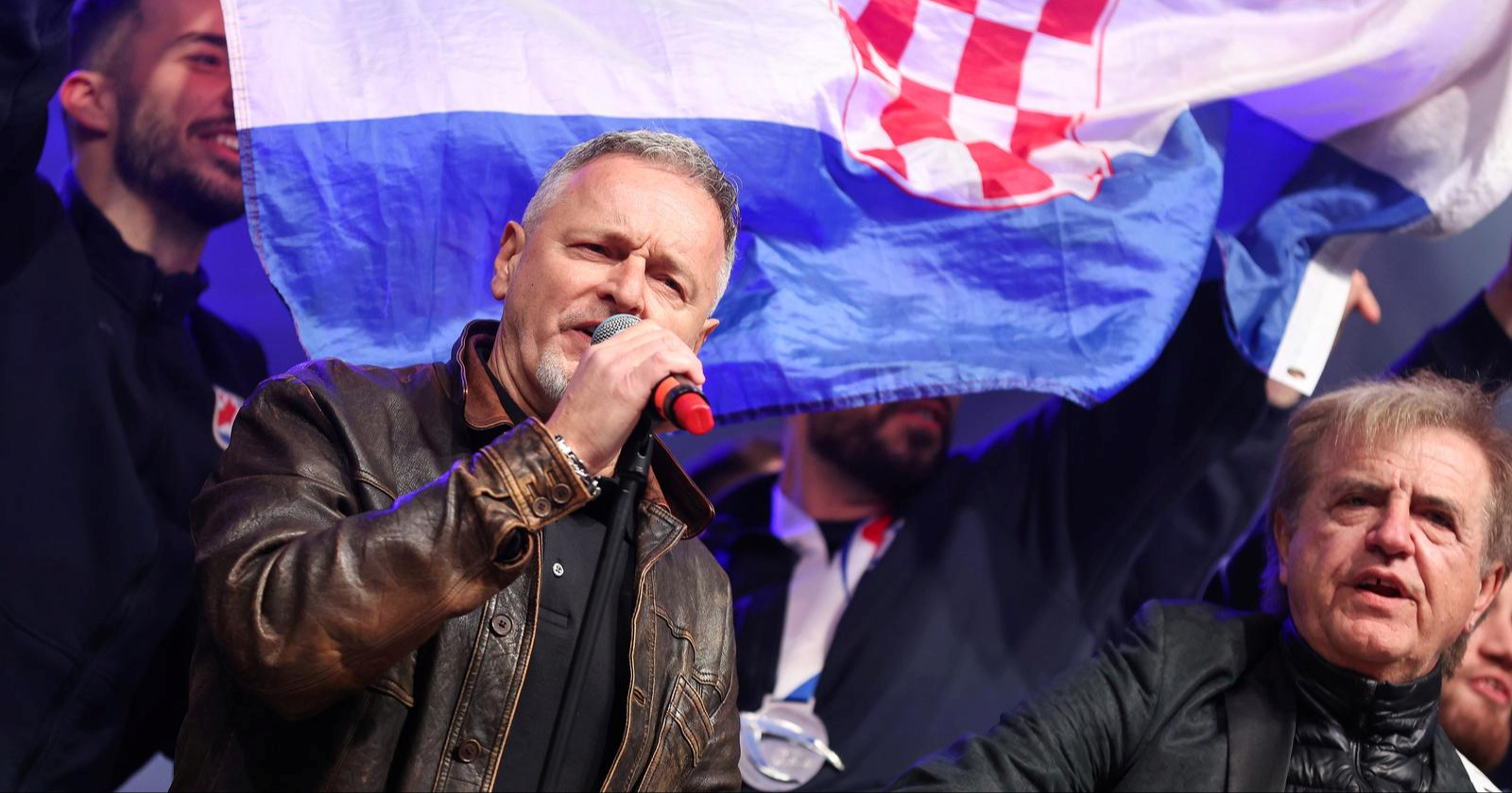 Most zbog otkazivanja dočeka napao Tomaševića, Plenkovića, rukometni savez...