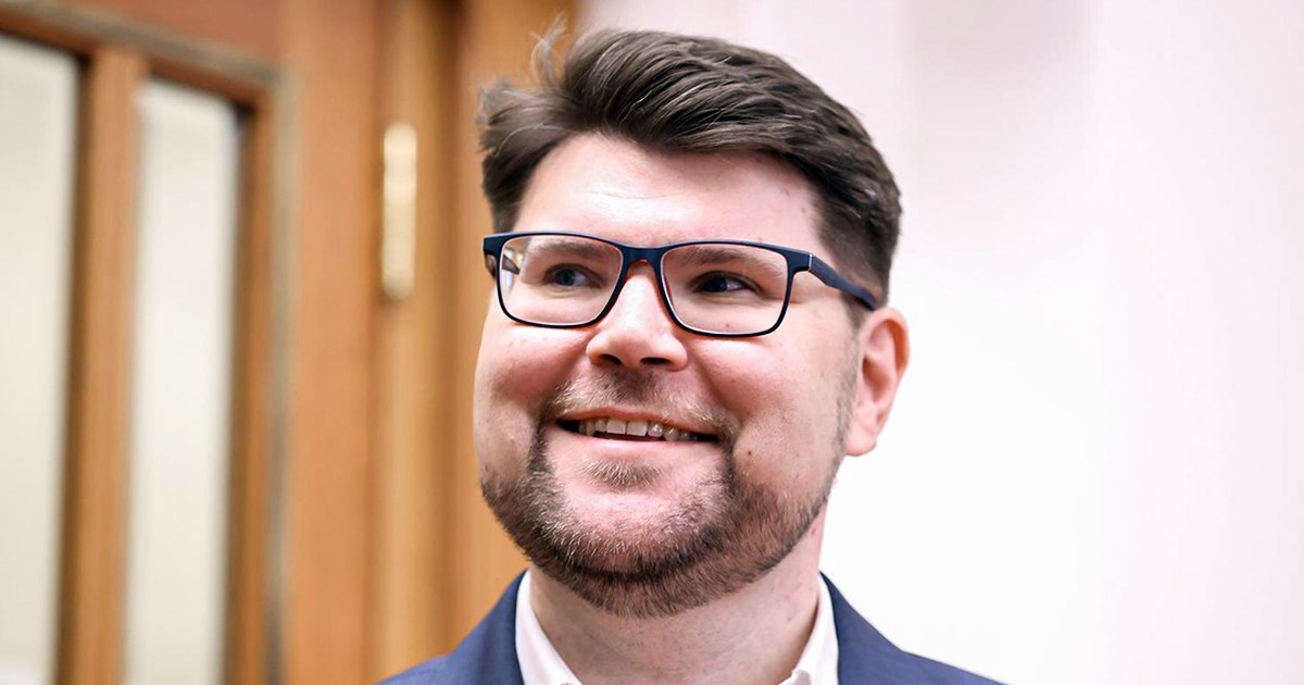 Grbin je bio na političkom dnu, a jučer je osvojio Pulu