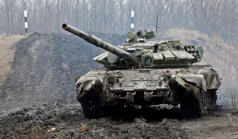 Proruski separatisti: Ukrajinske snage su nam jutros granatirale selo