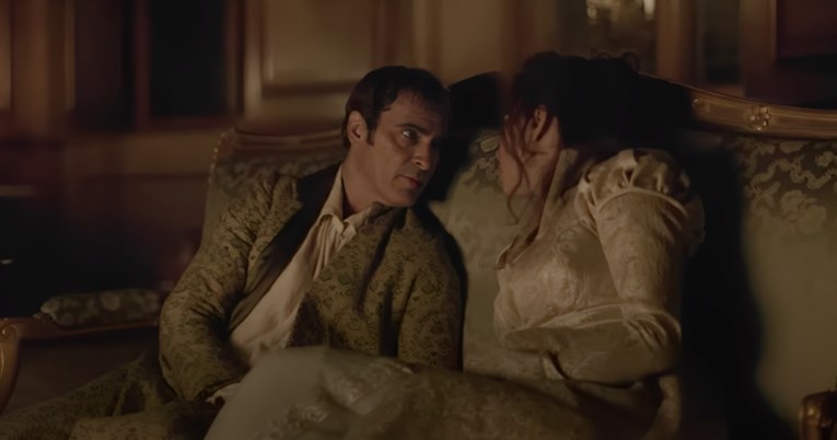 Joaquin Phoenix je ošamario Vanessu Kirby u Napoleonu