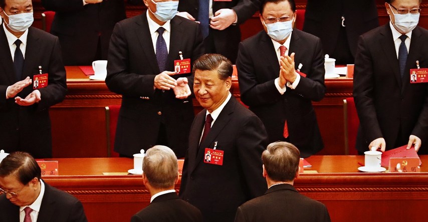 Xi dodatno ojačao svoju poziciju u Partiji promjenom ustava