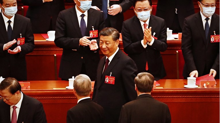 Novi partijski ustav u Kini: "Xi je samoga sebe postavio za vlastitog nasljednika"