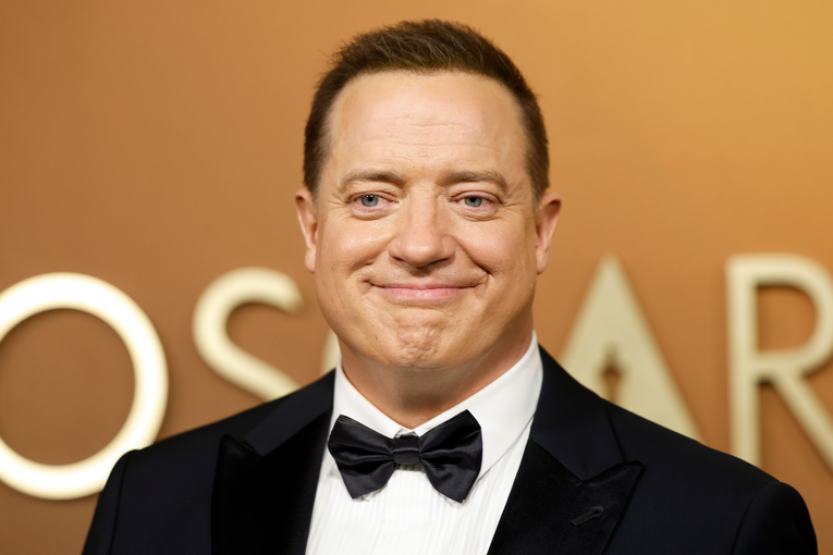Brendan Fraser se na snimanju "Šumske družine" zaključao u auto i htio dati otkaz