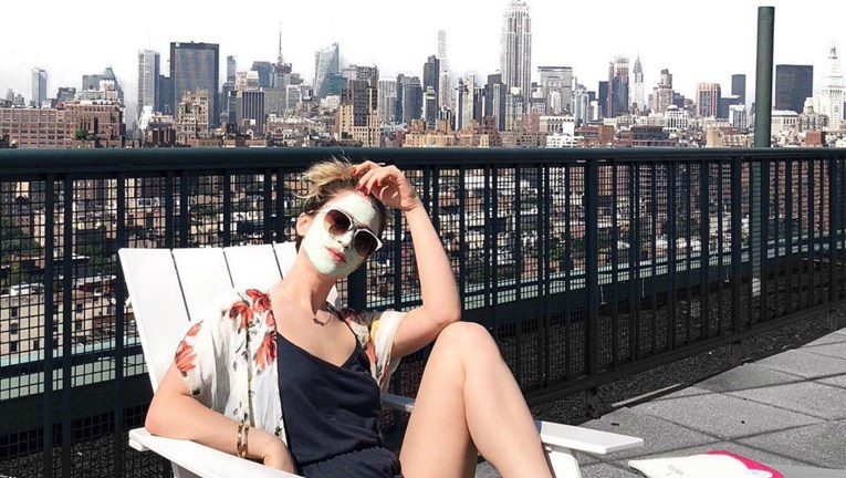 Domaća beauty influencerica s njujorškom adresom otkrila nam je kako se zarađuje na Instagramu