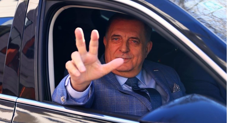 HRejting: Više od polovice ispitanika smatra da je Dodik kriv za krizu u BiH