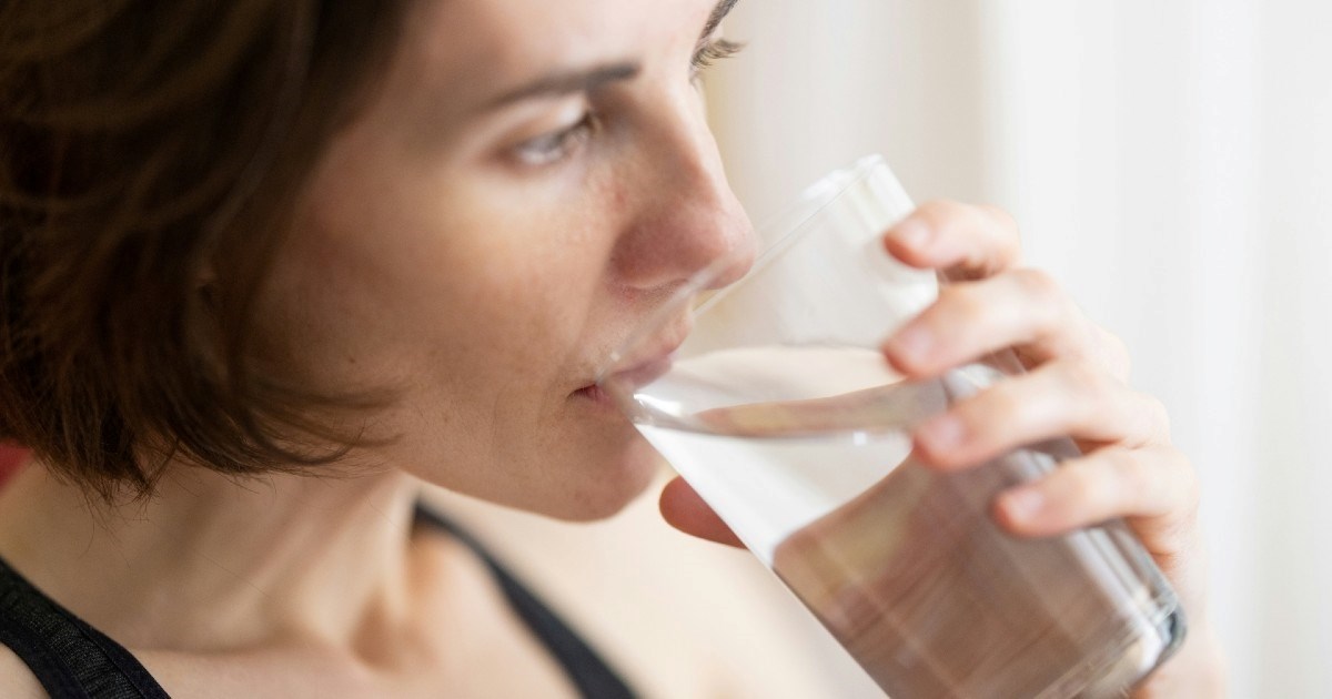 Jutarnje navike koje pomažu spriječiti nadutost tijekom dana