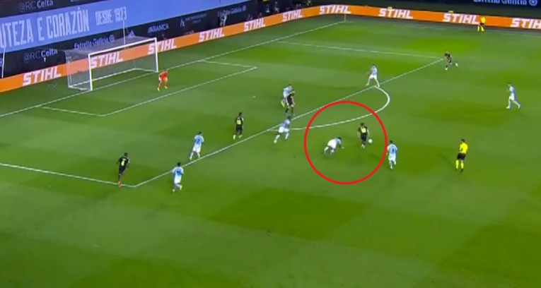Jeste li vidjeli što je Modrić napravio protivniku prije nego što je zabio golčinu?