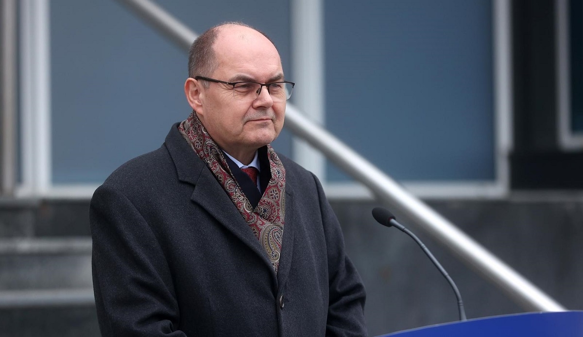 U Federaciji BiH se i dalje čeka Schmidtova odluka o deblokadi uspostave vlasti