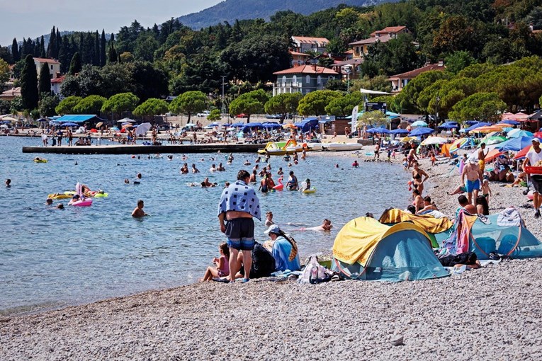 Dječaka na luftiću kod Ičića odnijelo more. Policija ga pronašla kod Lovrana