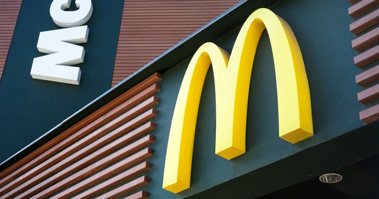 McDonald's zatvara restorane i pauzira svoje poslovanje u Rusiji