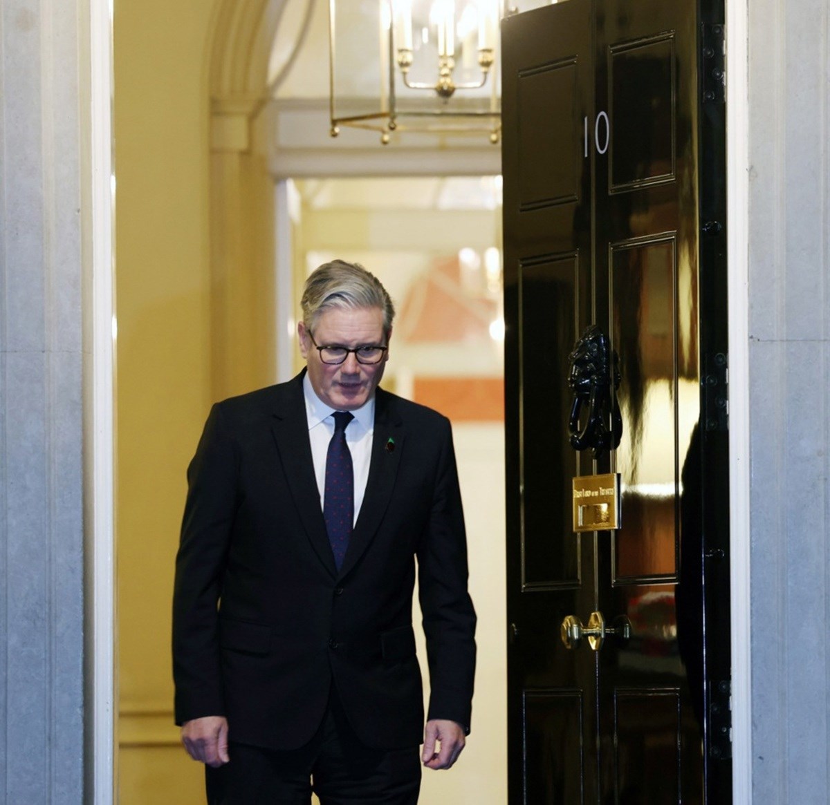 Potresi u vrhu britanske vlasti. "Laburisti spremaju rušenje Starmera"