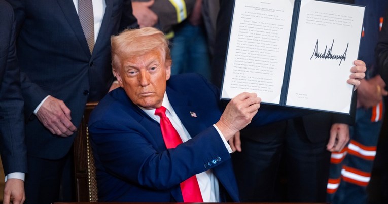 Trump potpisao naloge za povećanje proizvodnje ugljena