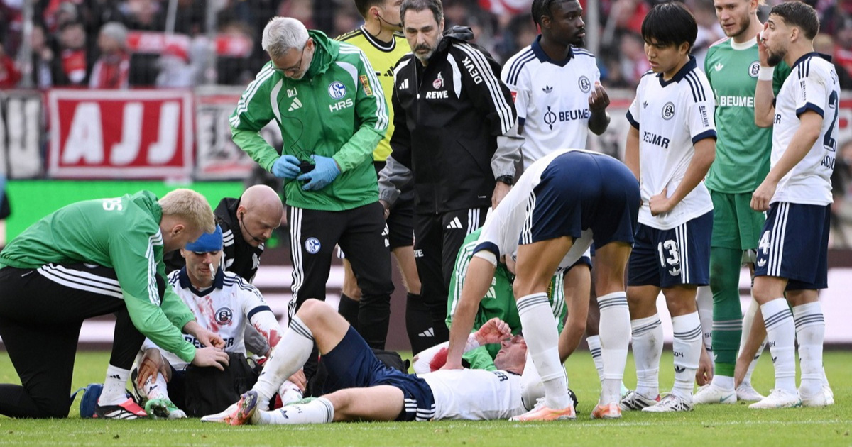 VIDEO Stravičan sudar suigrača u Bundesligi. Obojica su bili u nokautu