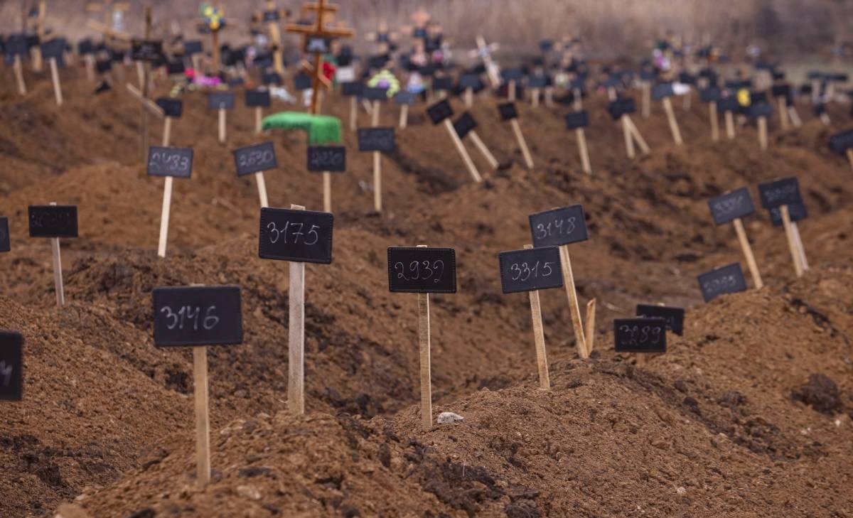 U Mariupolju i oko njega pronađeno više od 10.000 novih grobova
