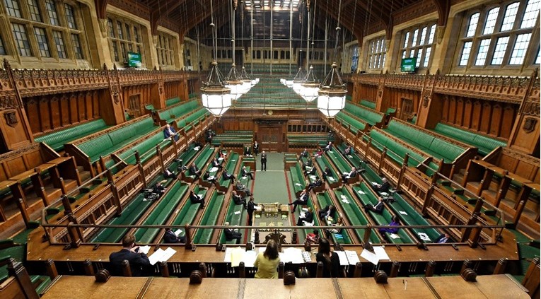 Britanski parlament prestaje zasjedati zbog koronavirusa