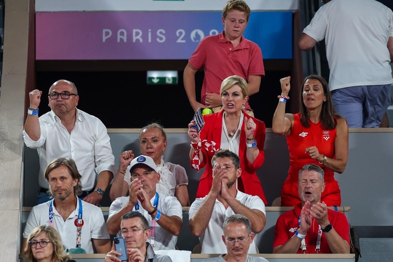 FOTO Kolinda pratila polufinalni meč Donne Vekić, strastveno je navijala