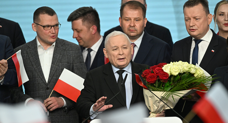 Veliki povratak poljskih nacionalista na lokalnim izborima. Tusk: Ne kmečimo