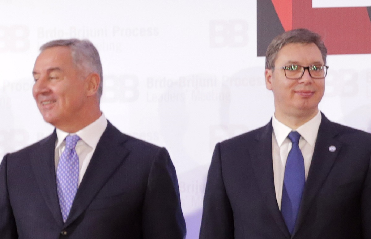Đukanović i Vučić pozvali na spuštanje tenzija oko zakona o crkvenoj imovini