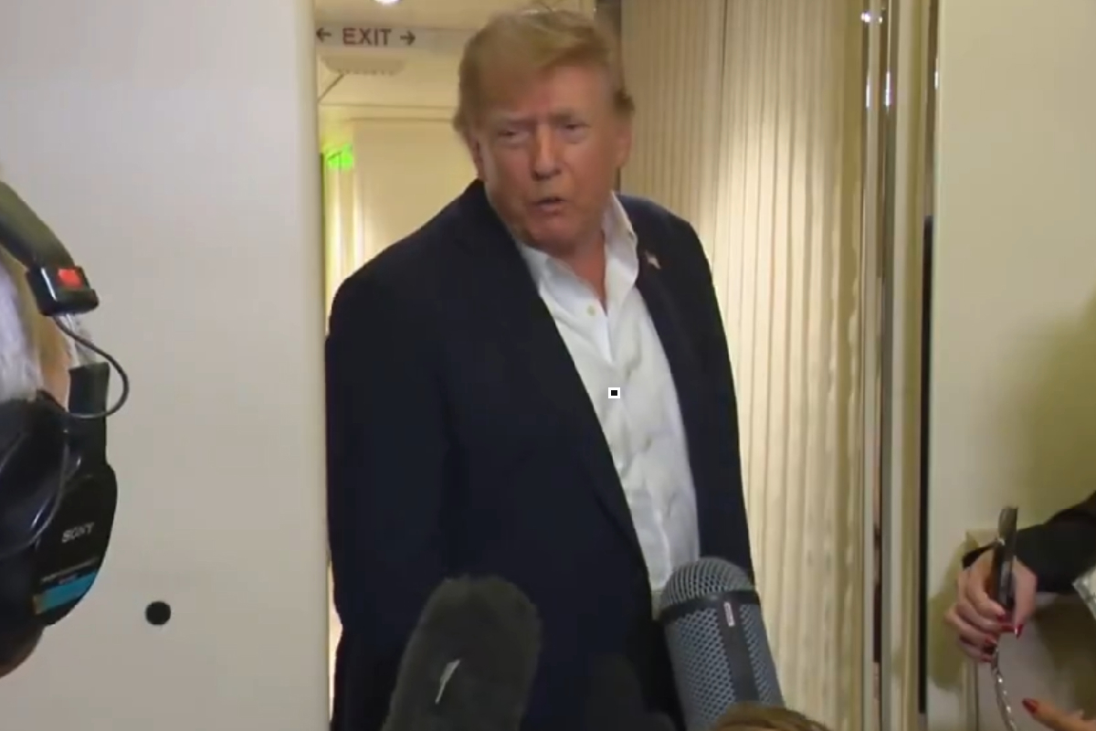 Trump: Tražio sam od Zelenskog da prekine napade na ruske rafinerije