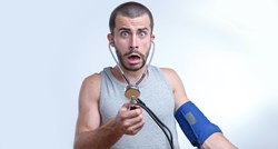 Šest jednostavnih vježbi koje možete izvoditi kod kuće i smanjiti visok krvni tlak