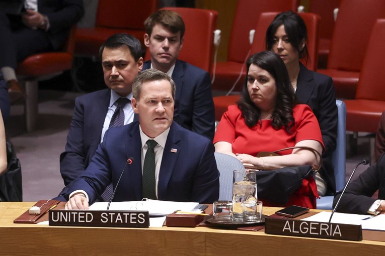 Veleposlanik SAD-a na sjednici UN-a: Lišit ćemo Madura i njegov kartel svih resursa