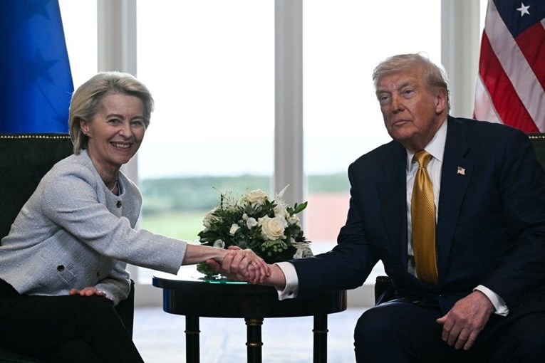 Što se događa s carinskim sporazumom EU-a i SAD-a?