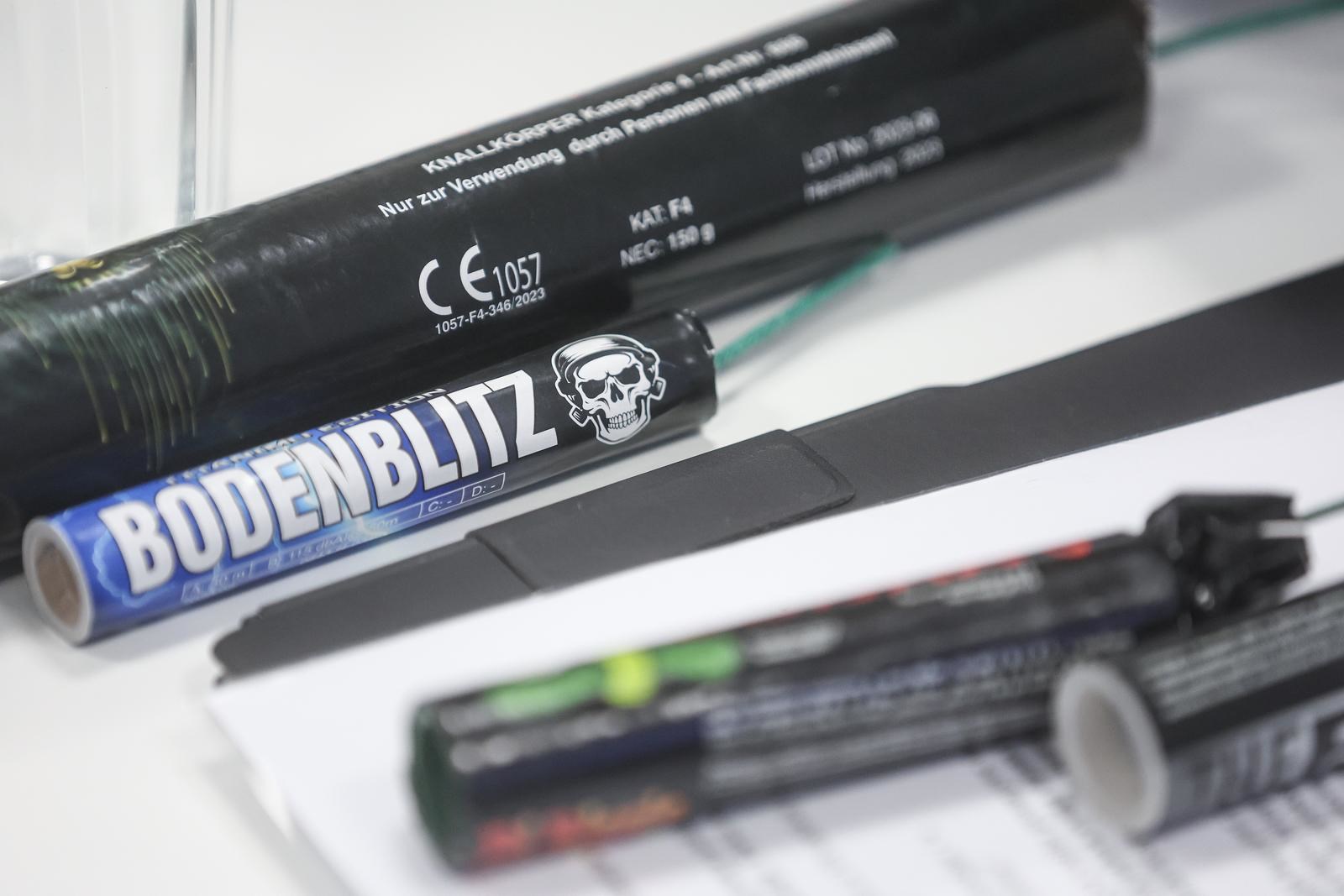 Policiji bila sumnjiva dva maloljetnika u Zagrebu. Pretražili im domove, našli pirotehniku