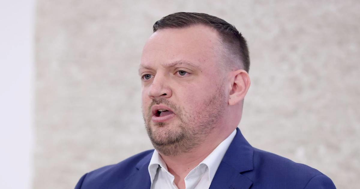 Gradonačelnik Oroslavja odgovorio HOO-u: "Narod kopa po kontejnerima, gde su penazi?"