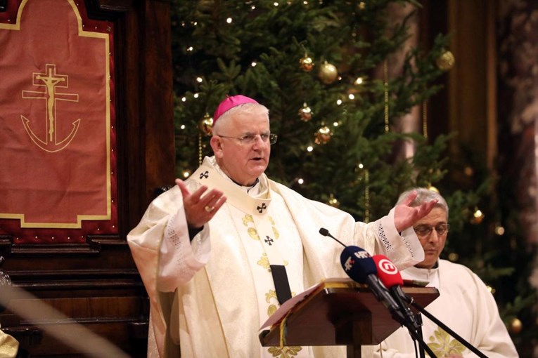 Riječki nadbiskup: Neki mole za muški autoritet, a Bog šalje sasvim drugačiju poruku