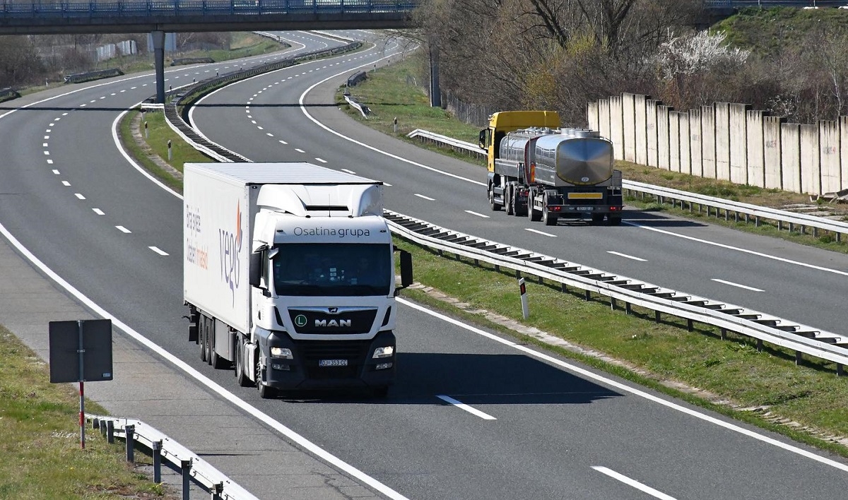 Oprez, pas na A3 između Slavonskog Broda i Lužana