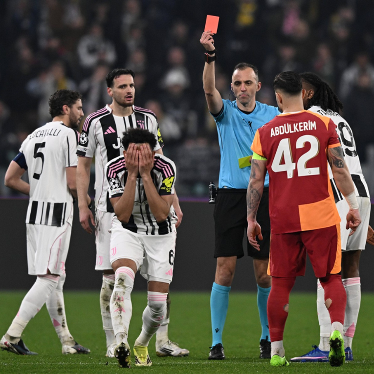 VIDEO Juventusu kontroverzno isključen igrač. UEFA: Ugrožena je sigurnost igrača