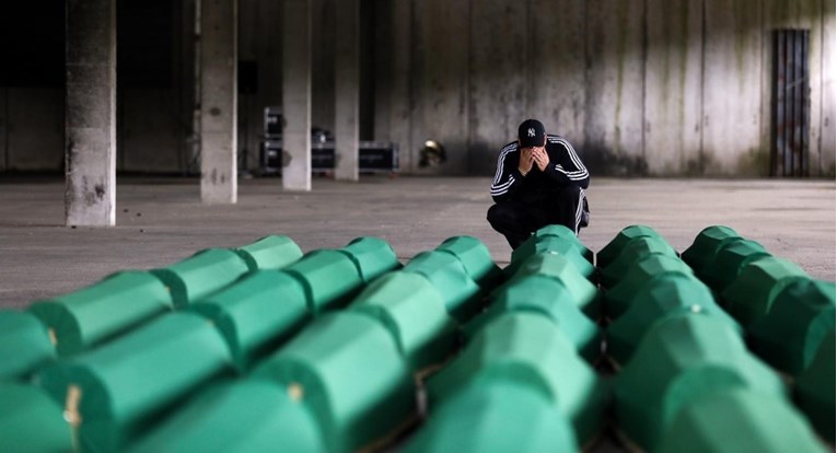 Objavljeni Transkripti genocida. Karadžić: Odobrio sam Srebrenicu, Turčin je Turčin