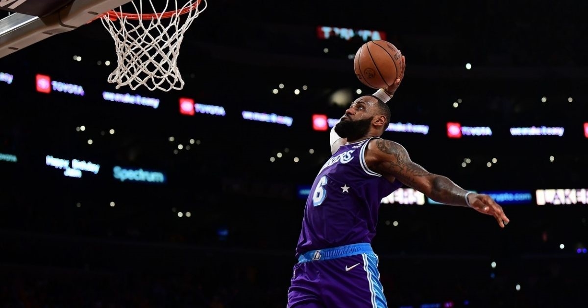 LeBron James srušio rekord Michaela Jordana i ušao u top 10 svih vremena