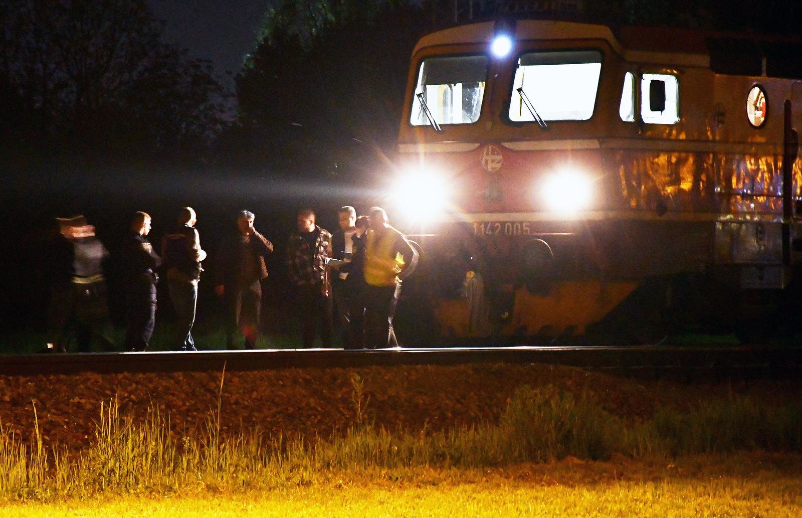Sinoć su na pruzi u Slavonskom Brodu poginule dvije mlađe ženske osobe