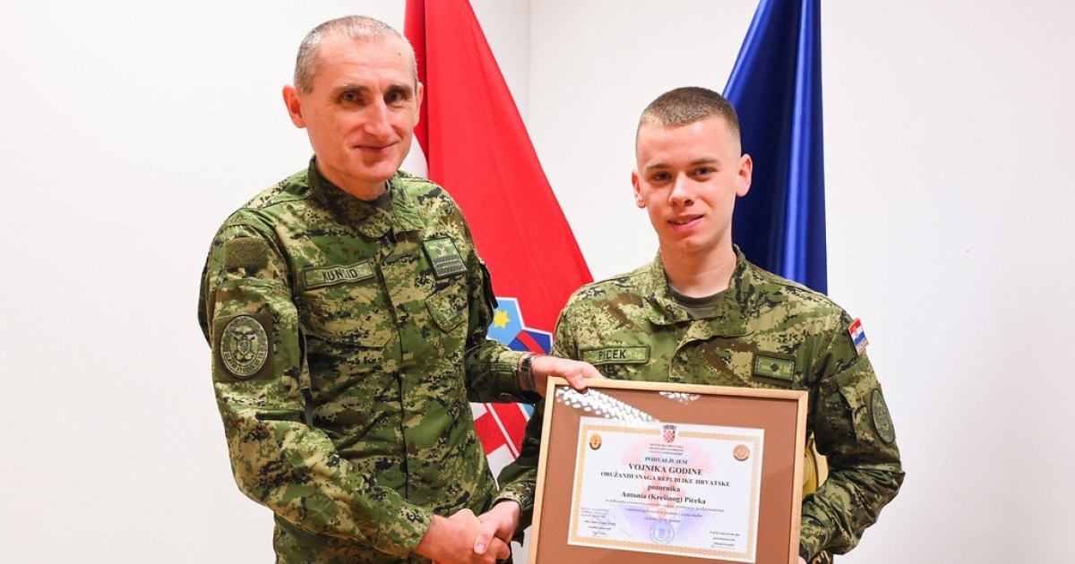 Pozornik Picek proglašen vojnikom godine, spašavao je ljude nakon pada Cessne