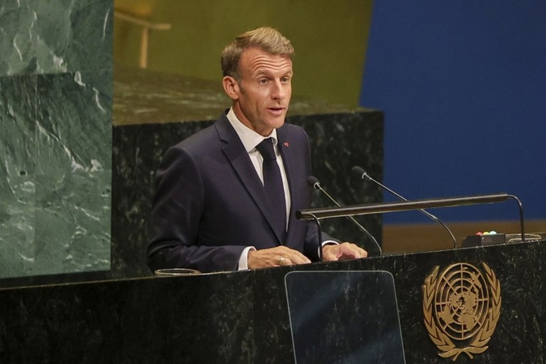 Macron: Mislim da se Trump uvjerio da je moć Rusije bila precijenjena