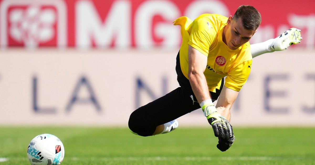 Livaković grije klupu, spominje se dolazak u Dinamo. Oglasio se trener Girone