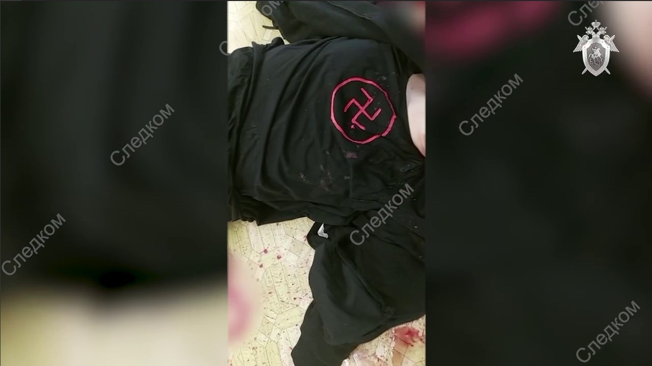 Tko je napadač na rusku školu? Imao je majicu s kukastim križem