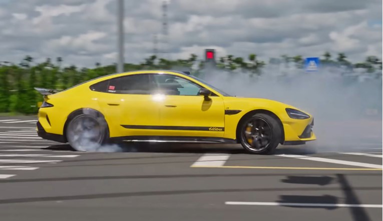 Kina planira uvesti ograničenje ubrzanja do 100 km/h. Nema više obijesnih startova