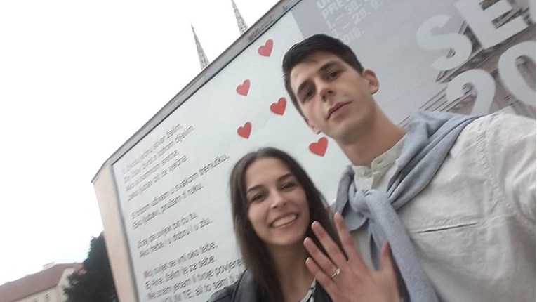 Prosidba koja je oduševila Zagreb: Marko zaprosio Anu plakatom na Dolcu